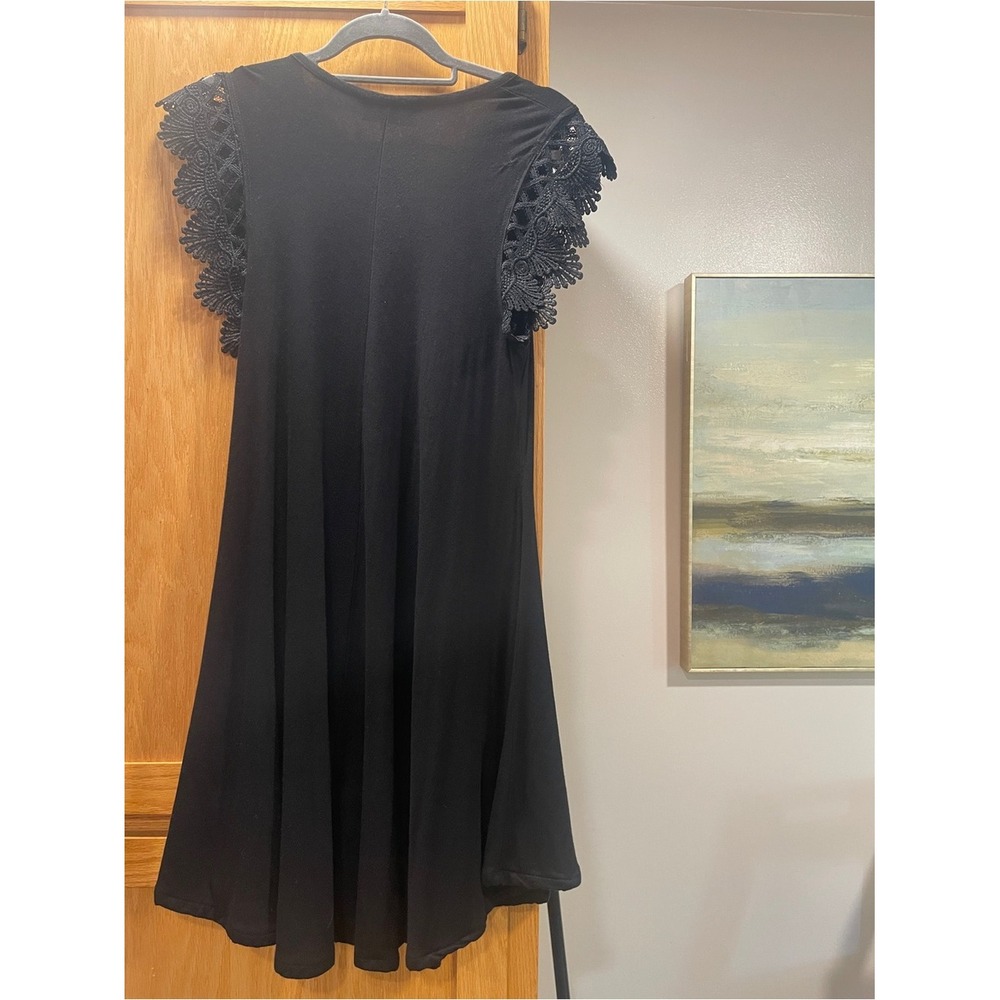 Nik and Nash Black Crochet Lace Flutter Sleeve Swing Dress‎ Women